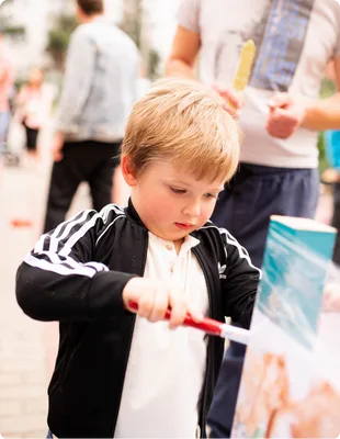 Prywatne przedszkole Piaseczno – bezpieczna opieka i radosne dzieci w Creative Mind School.