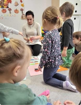 Prywatne przedszkole Warszawa Włochy – bezpieczna opieka i radosne dzieci w Creative Mind School. Prywatne przedszkole Warszawa Włochy – bezpieczna opieka i radosne dzieci w Creative Mind School.